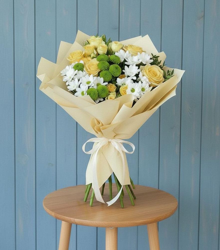 Букет цветов из: Хризантемы и Розы в Абадзехском