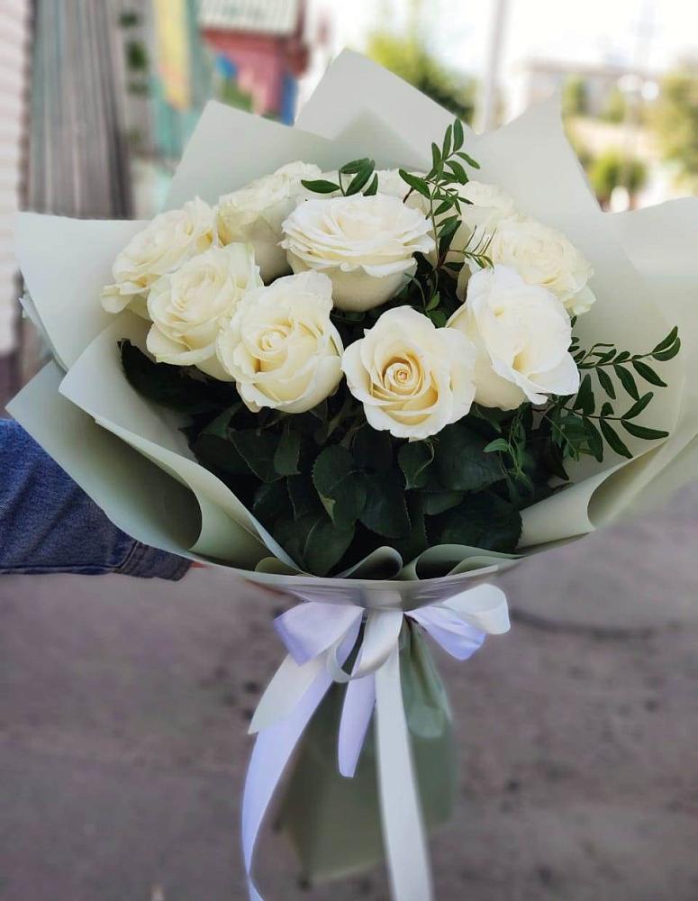 Букет Белые розы Проуд в Абадзехском