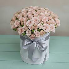 Цветочная композиция из Розы в шляпной коробке в Абадзехском