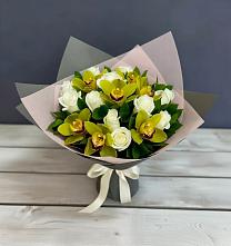 Букет цветов из:  Орхидеи и Розы в Абадзехском