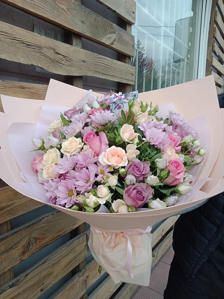 Букет цветов из: Розы и Хризантемы в Абадзехском