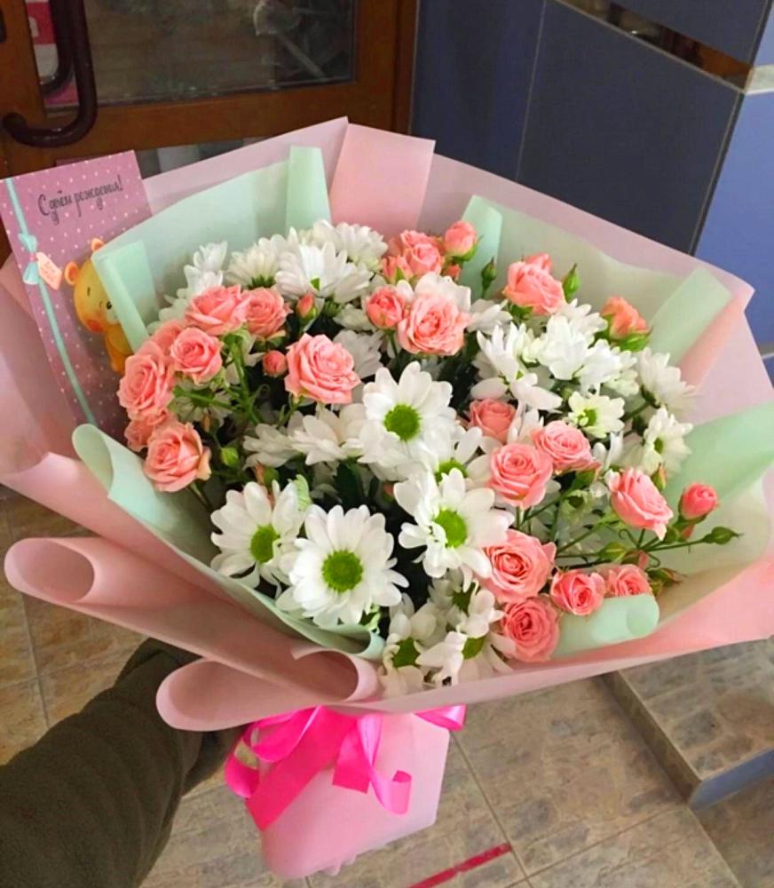 Букет цветов из: Розы и Хризантемы в Абадзехском