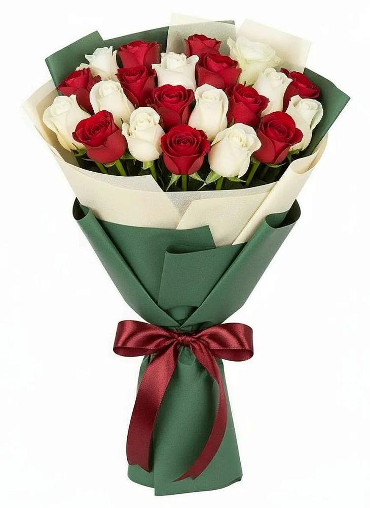 Букет Микс из красных и белых роз в Абадзехском