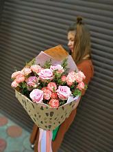 Букет цветов из:  Розы #REPLACE_PRED# Абадзехском