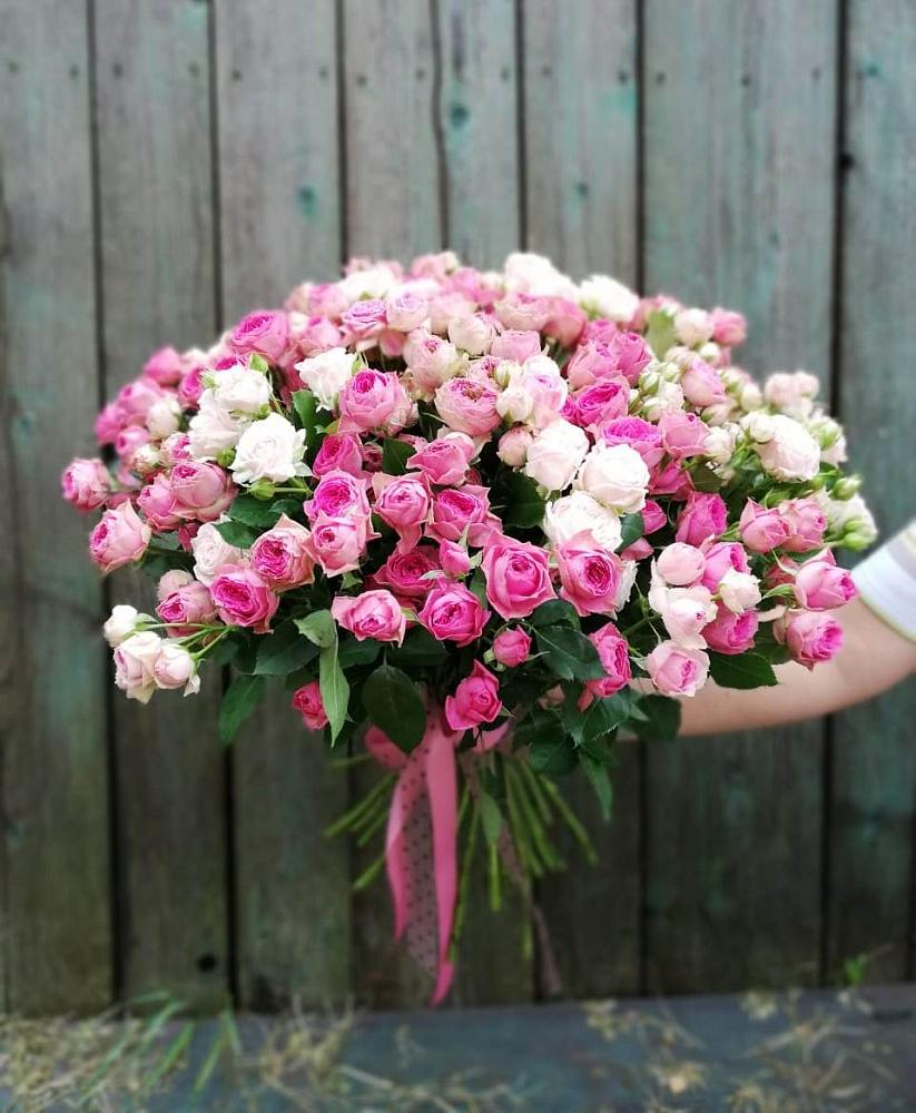 Букет Розовые кустовые розы Натали и Лав Лидия в Абадзехском