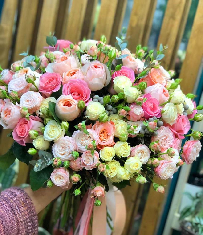 Букет цветов из: Розы в Абадзехском