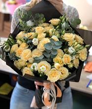 Букет цветов из:  Розы и Лизиантусы #REPLACE_PRED# Абадзехском