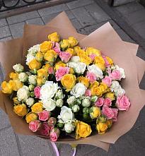 Букет цветов из:  Розы #REPLACE_PRED# Абадзехском